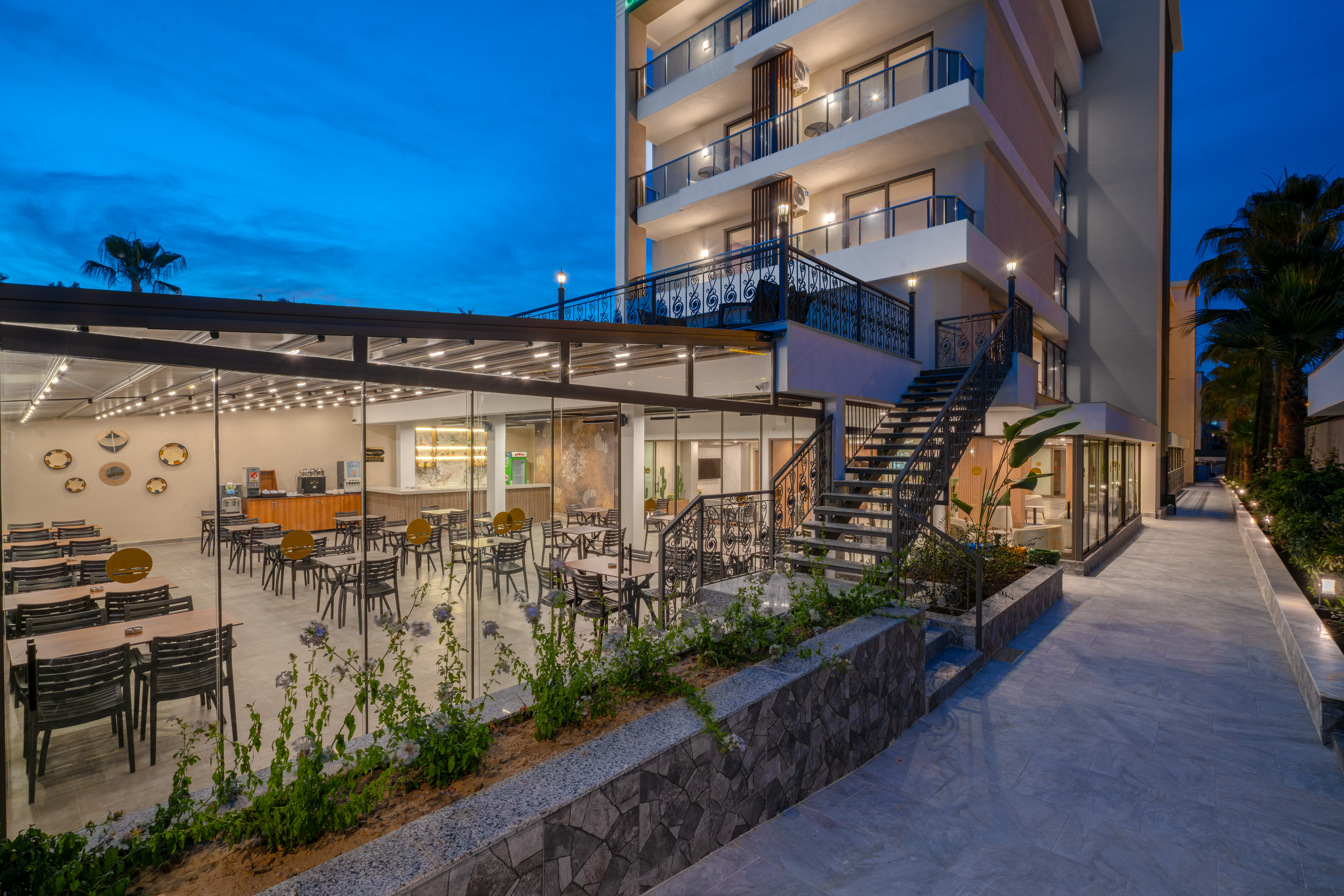 Seabird Otel 7/50