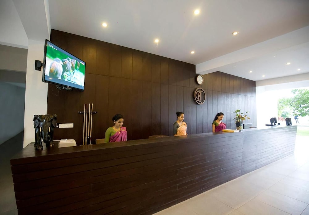 Grand Tamarind Lake Hotel 9/57