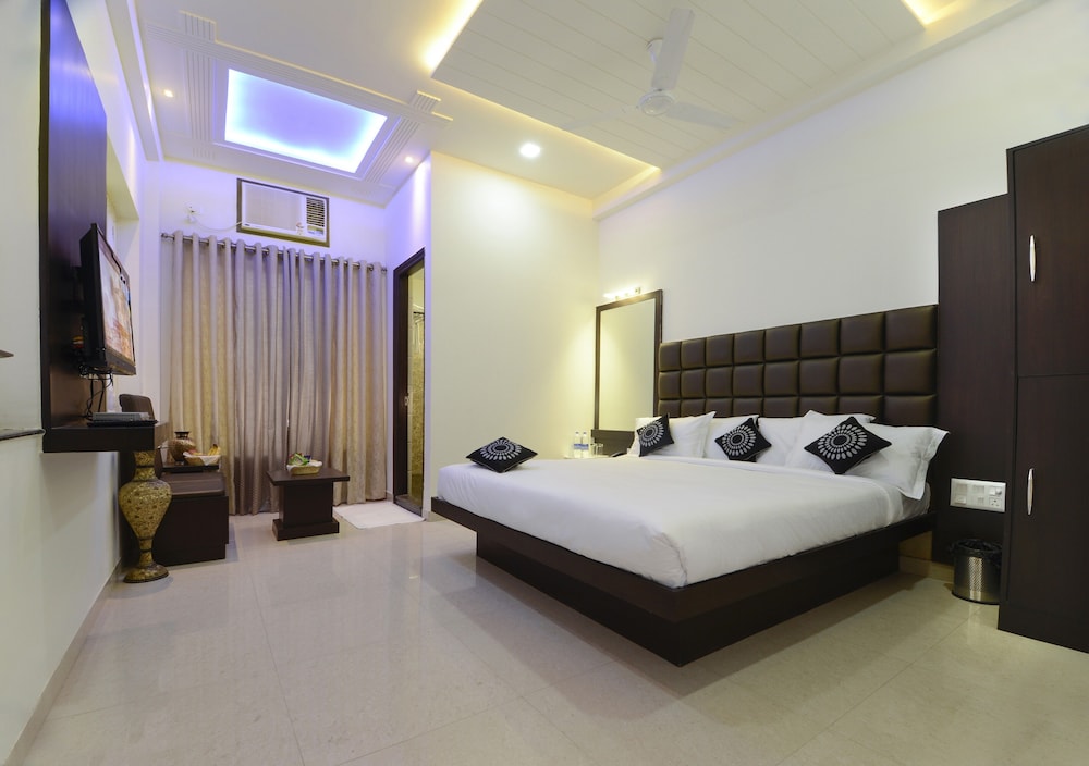 Hotel Madhushrie 21/50