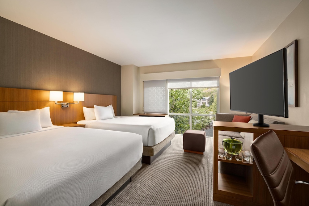 Hyatt Place Keystone 16/50