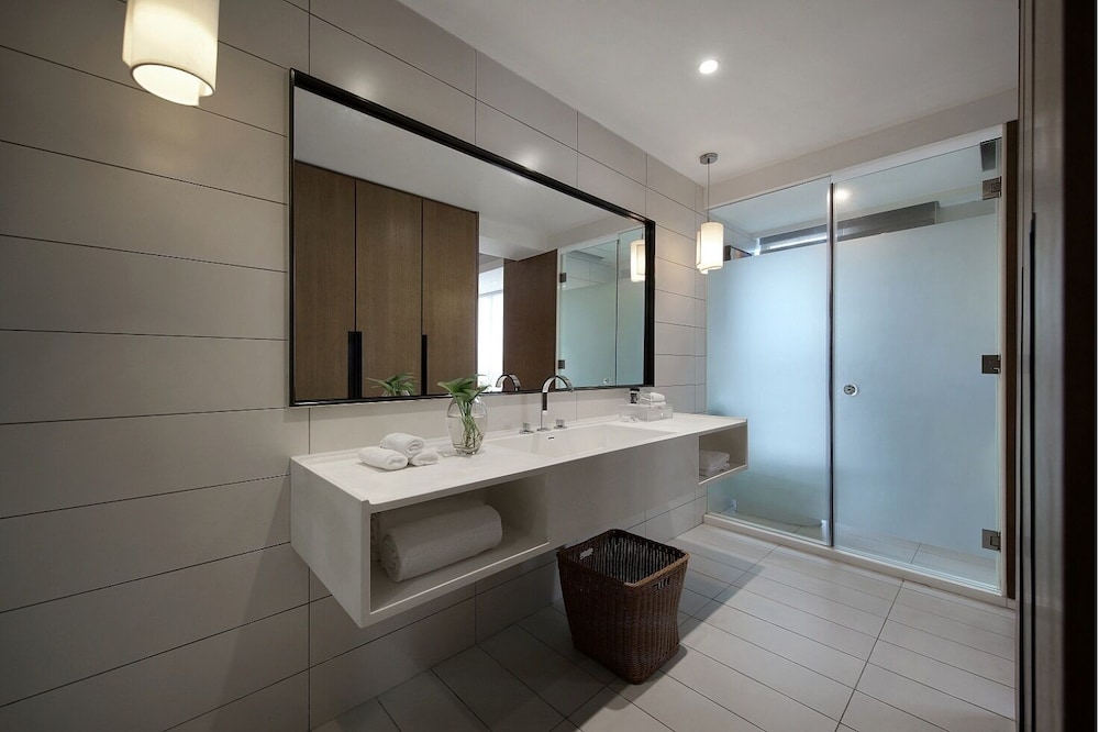 Shenzhen Hongdu Hotel 54/60