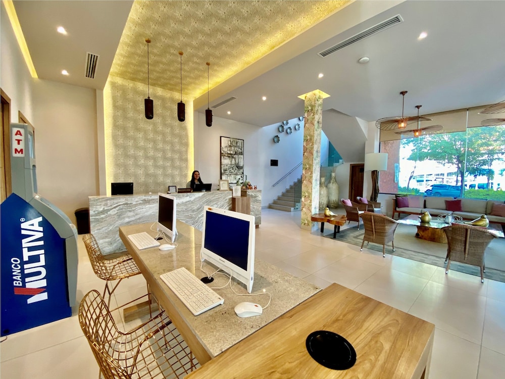 Aurea Hotel And Suites 10/50