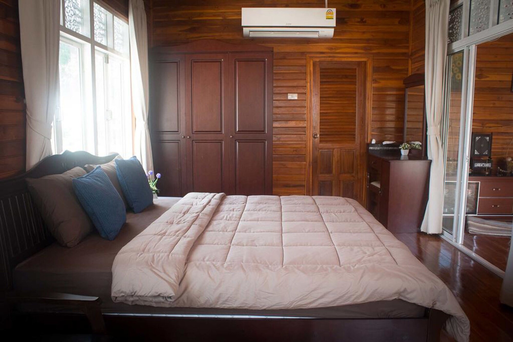 2 BEDROOMS, VILLA
