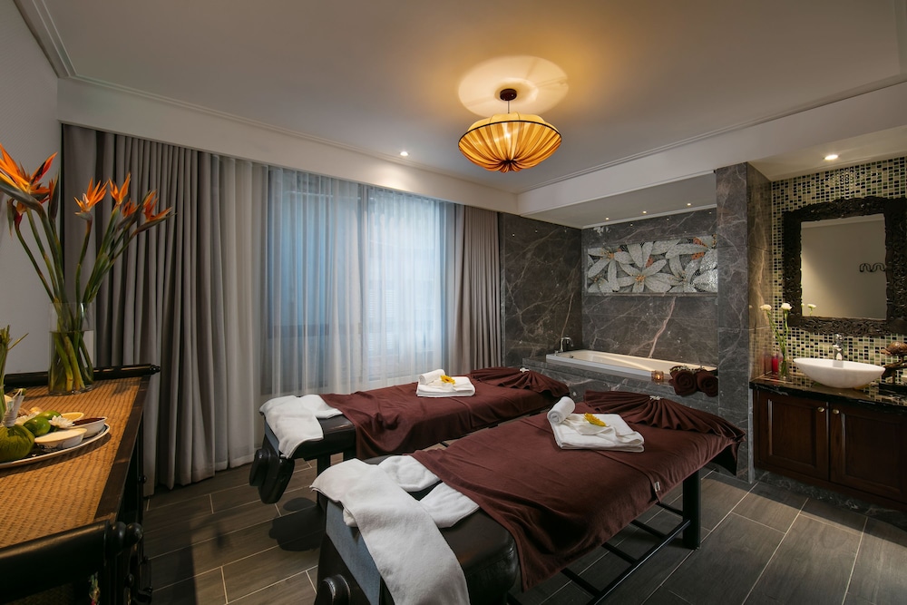 San Grand Hotel 24/47