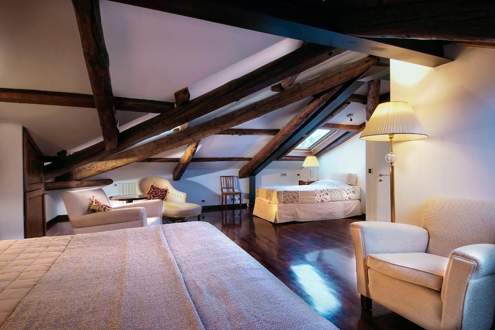 500 Bed And Breakfast 16/30