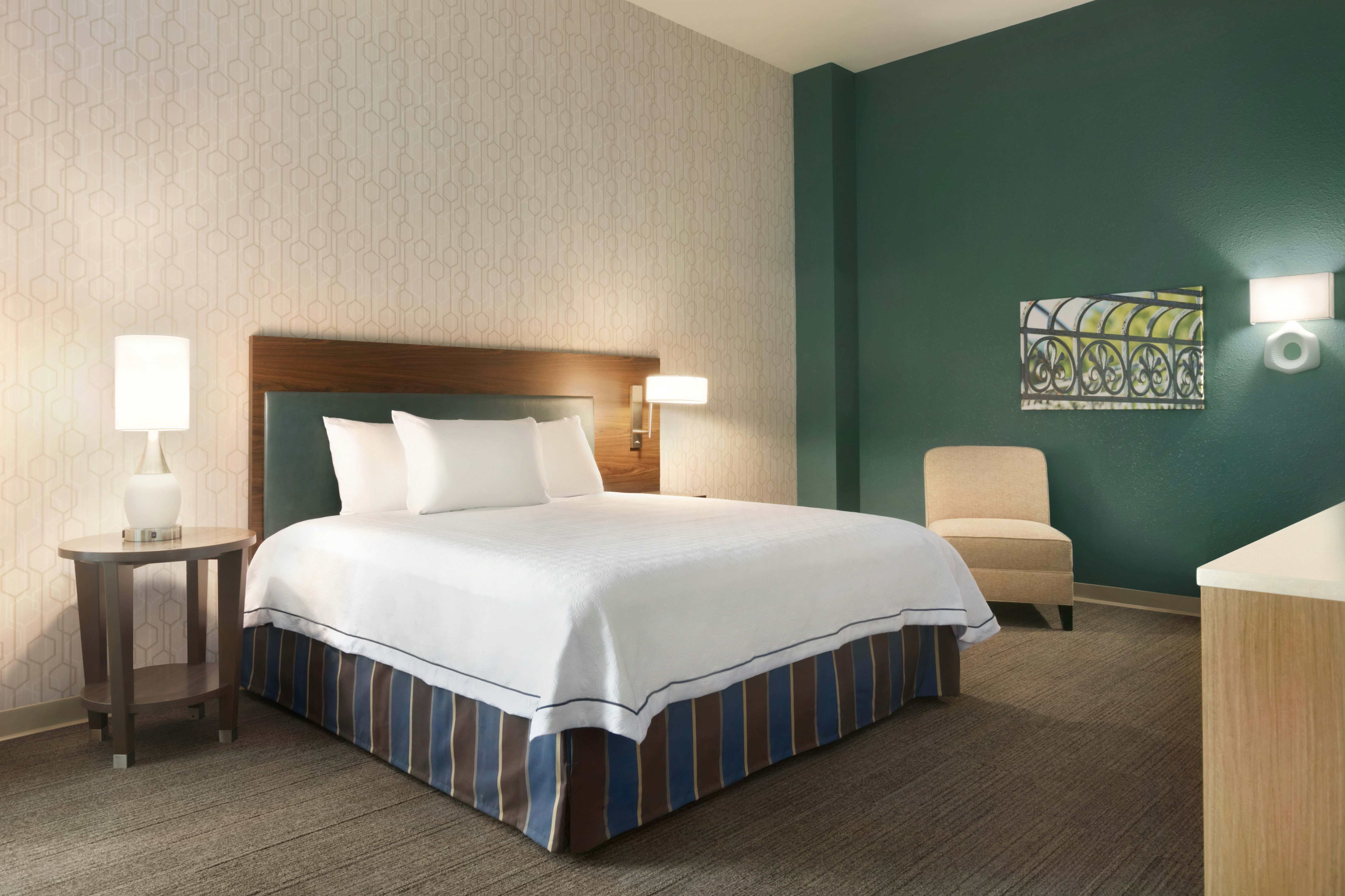 1 BEDROOM, SUITE, KING BED