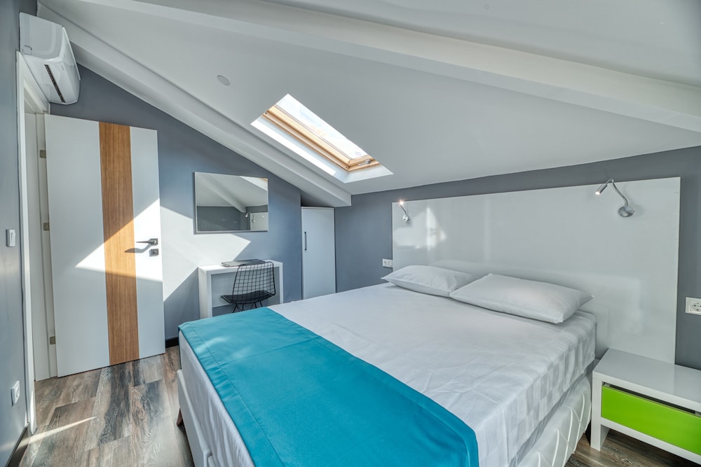 Gris & Verde Suite Hotel 17/50