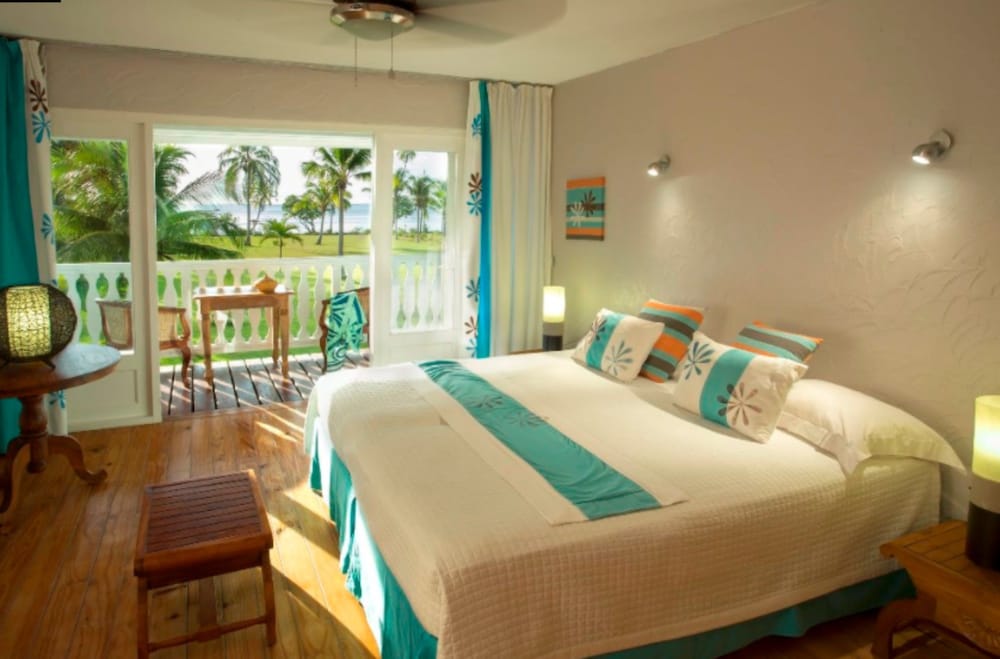 Raiatea Lodge Hotel 8/43