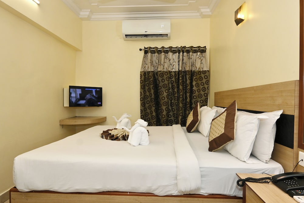 Hotel Simran 13/43