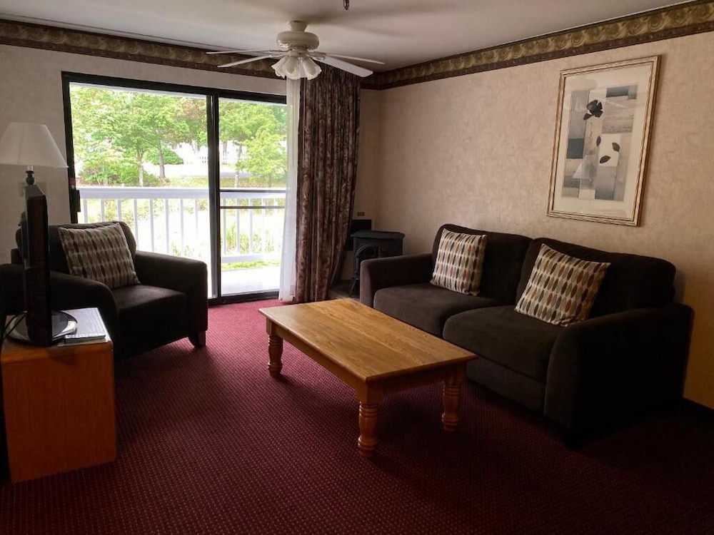 Friday Harbor Suites 23/31