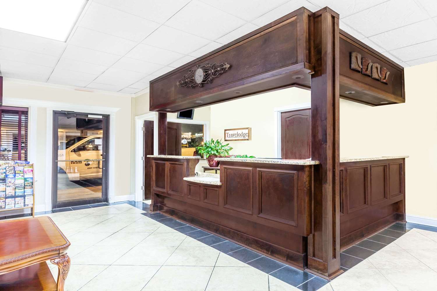 Travelodge By Wyndham Shreveport LA 4/20
