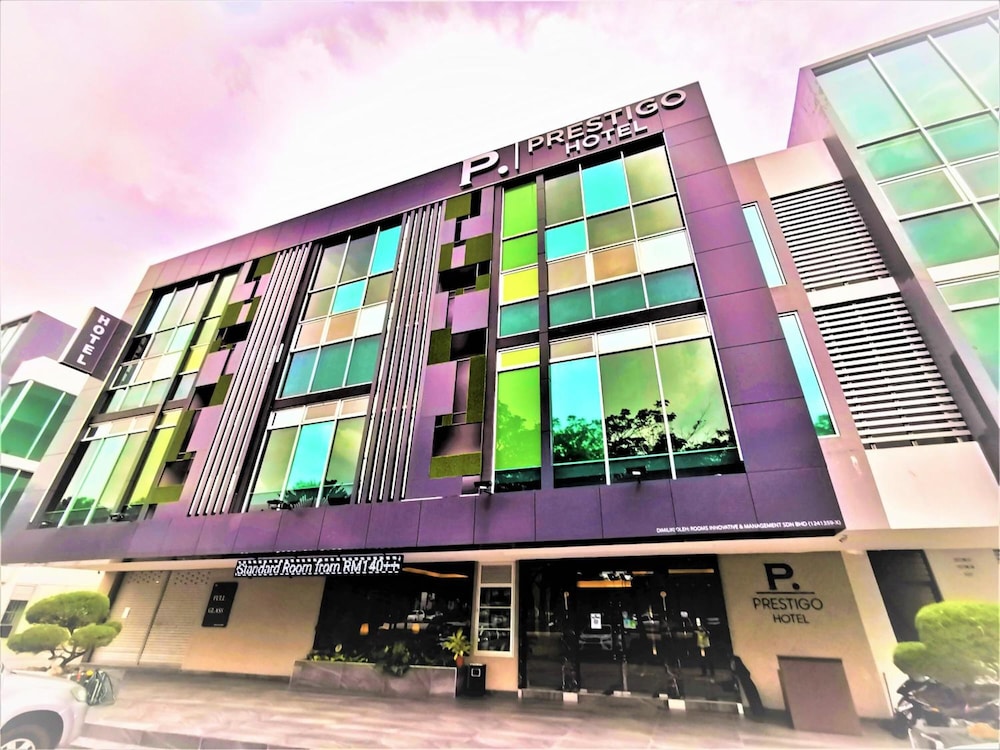 Prestigo Hotel 2/53