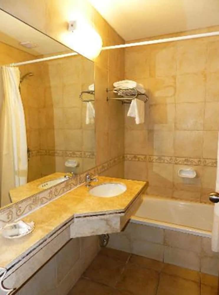 Malargue Inn and Suites 22/22