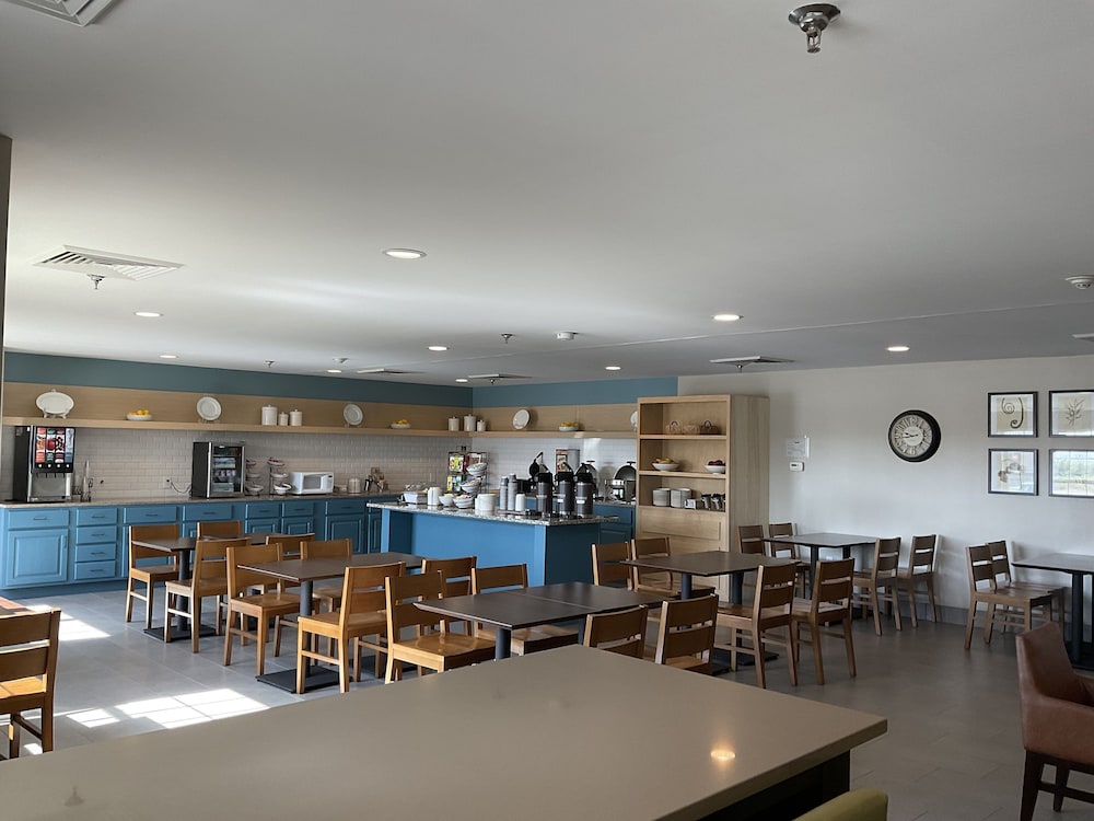 Country Inn & Suites by Radisson, Marion 52/64