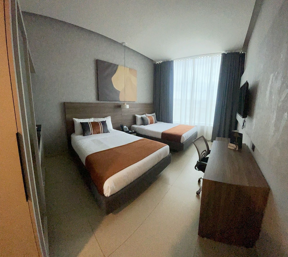 Hotel Casino Via Dorada 16/50