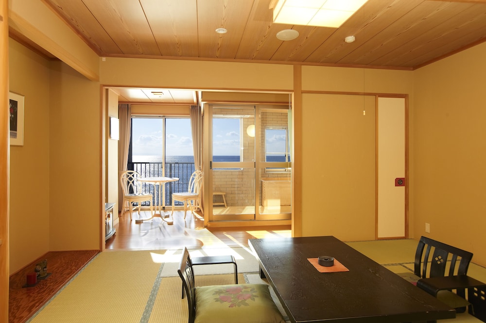 Yunohama Hotel 54/72
