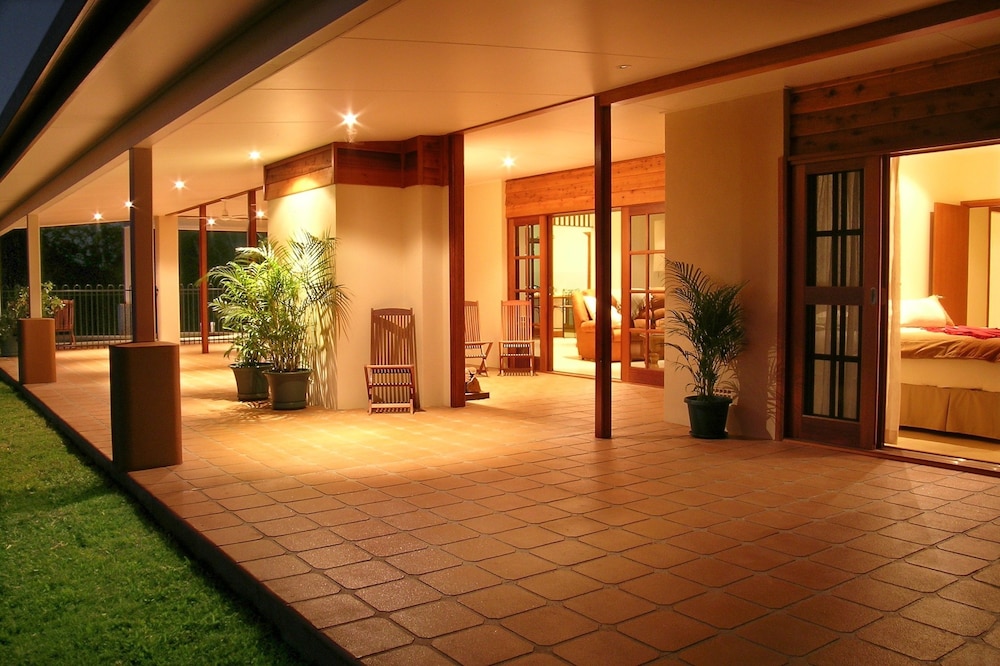 THE SUMMIT RAINFOREST RETREAT 25/54