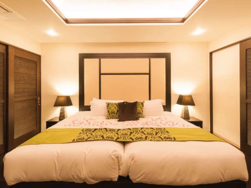 Premium, Suite, Twin Beds, Condo Building
