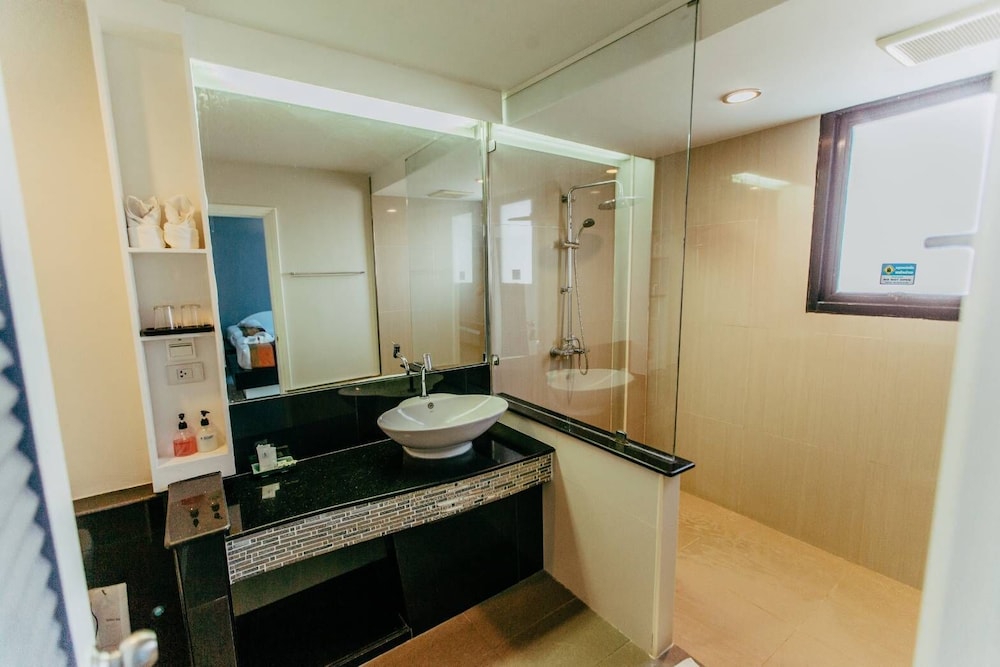 Mantra Varee Hotel 26/47