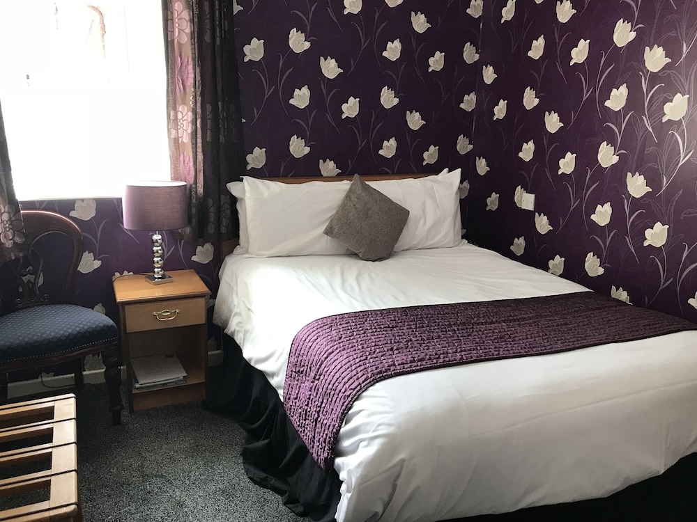 The Old Coach House Hotel 3/33