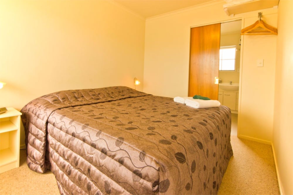 1 BEDROOM, APARTMENT, ACCESSIBLE