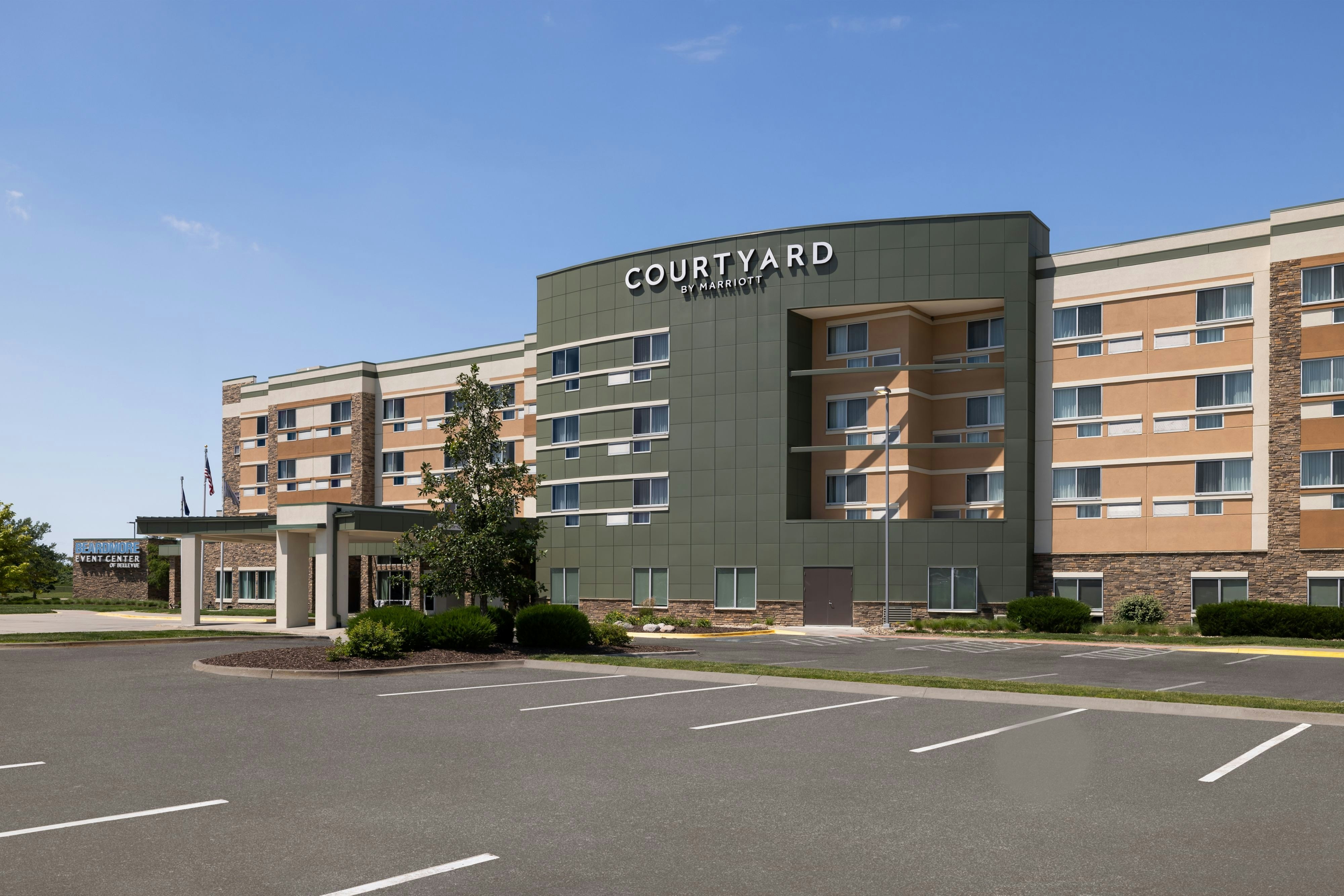 Courtyard Omaha Bellevue At Beardmore Event Center 33/33
