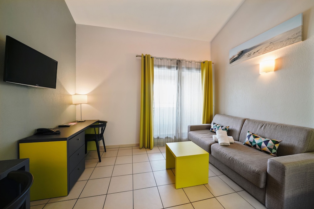 Appart City Confort La Ciotat Cote Port 22/60