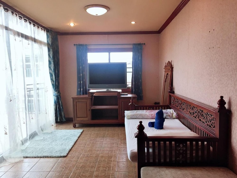 S.K.House 1 43/76