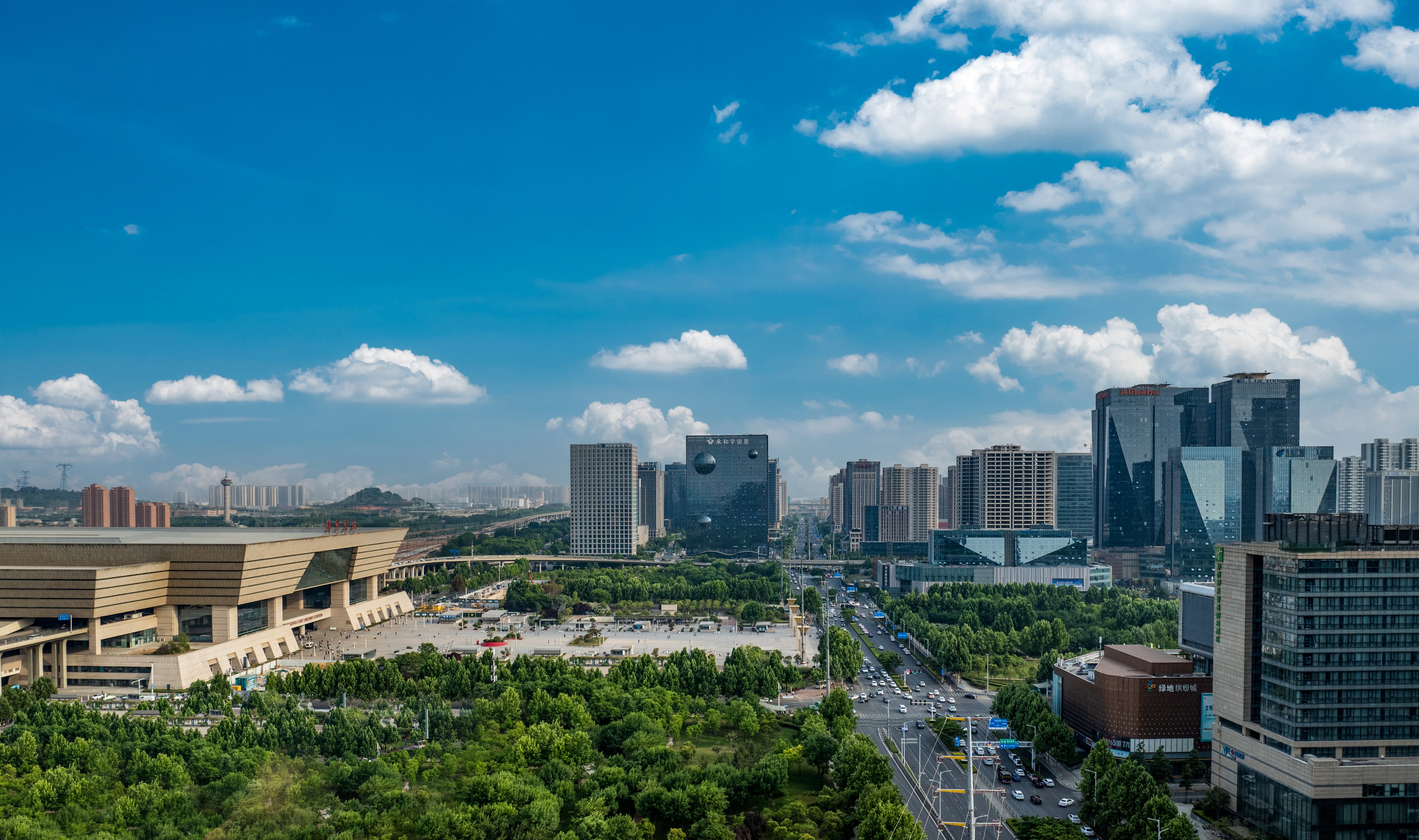 Holiday Inn Express Zhengzhou Zhengdong 69/73