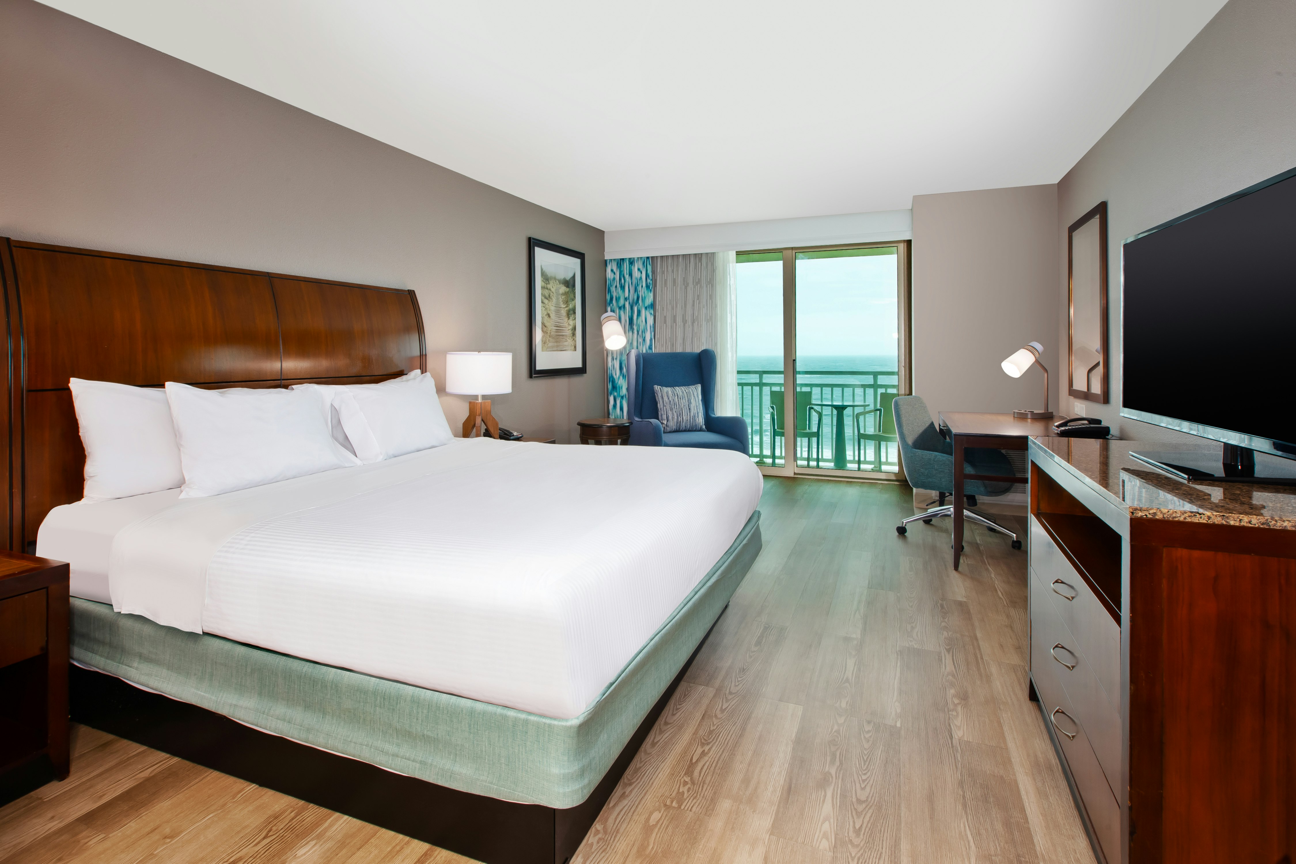 Room, King Bed, Ocean Front