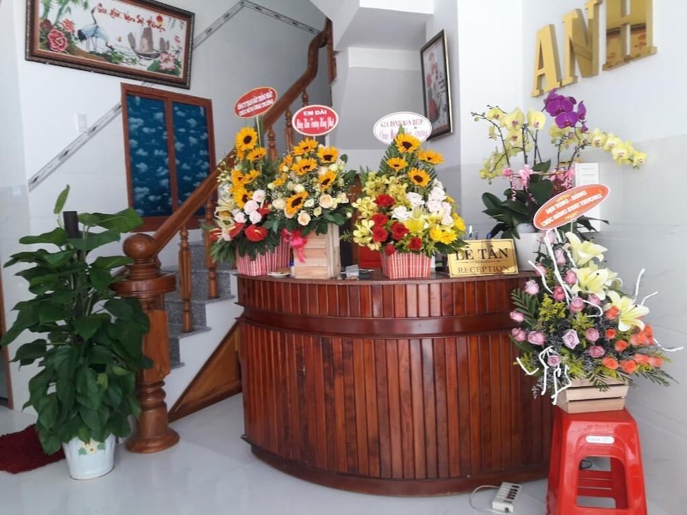 Anh Quan Hotel 10/50