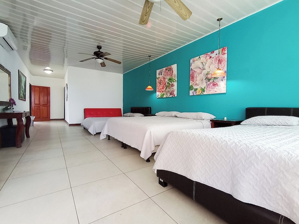 Hotel Las Brisas 8/34