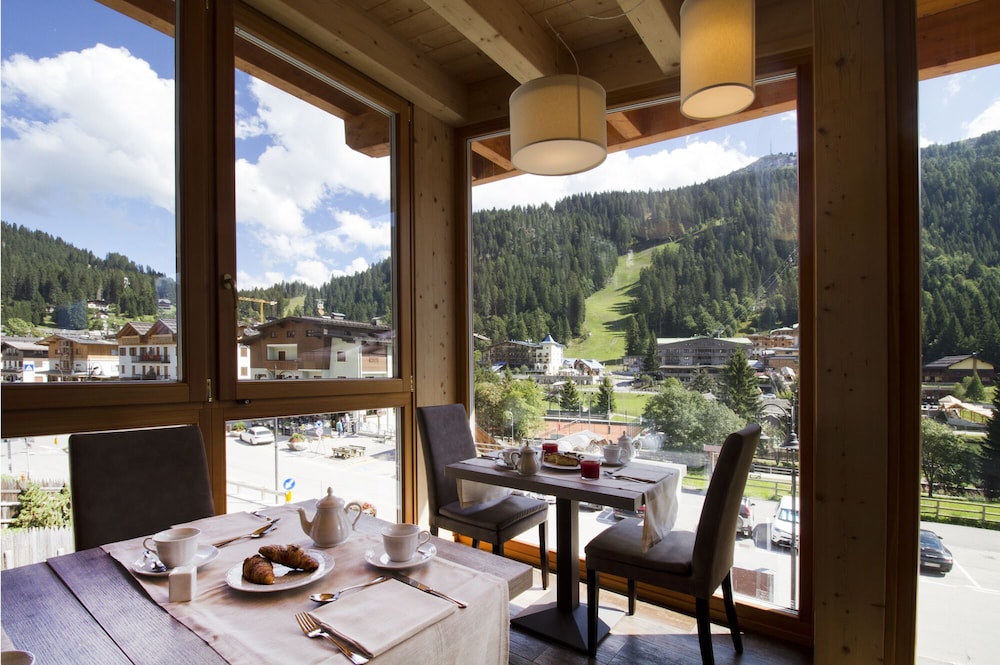 Garnì Caminetto Hotel 12/20