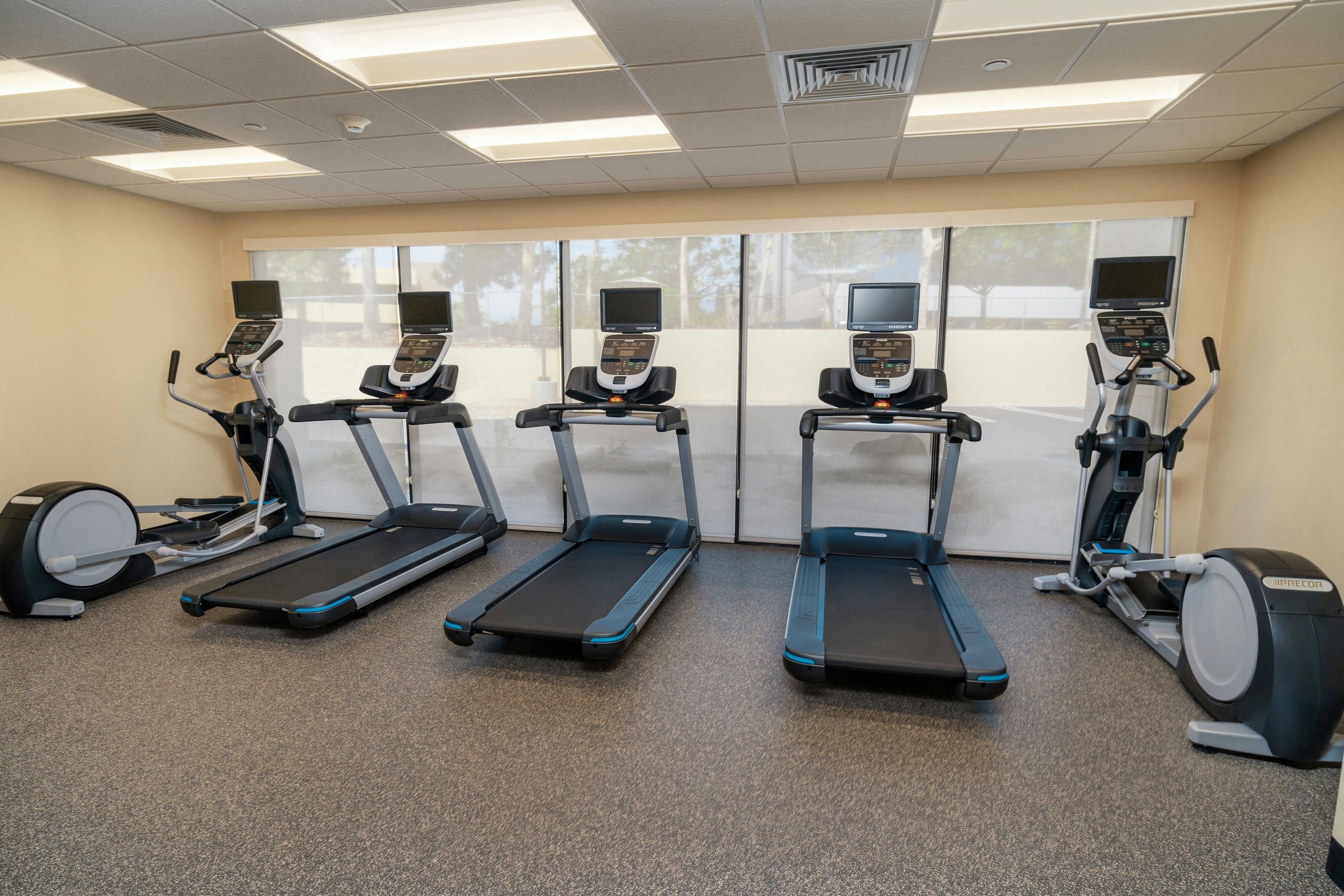 TownePlace Suites by Marriott Irvine Lake Forest 25/46