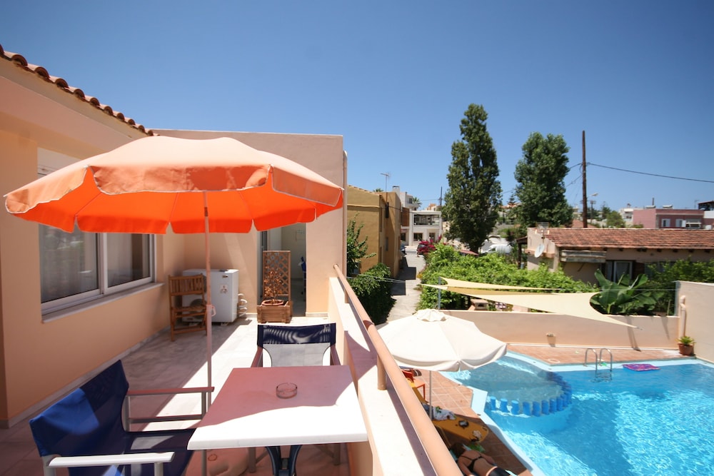 Elmas Dream Apartments & Villas
