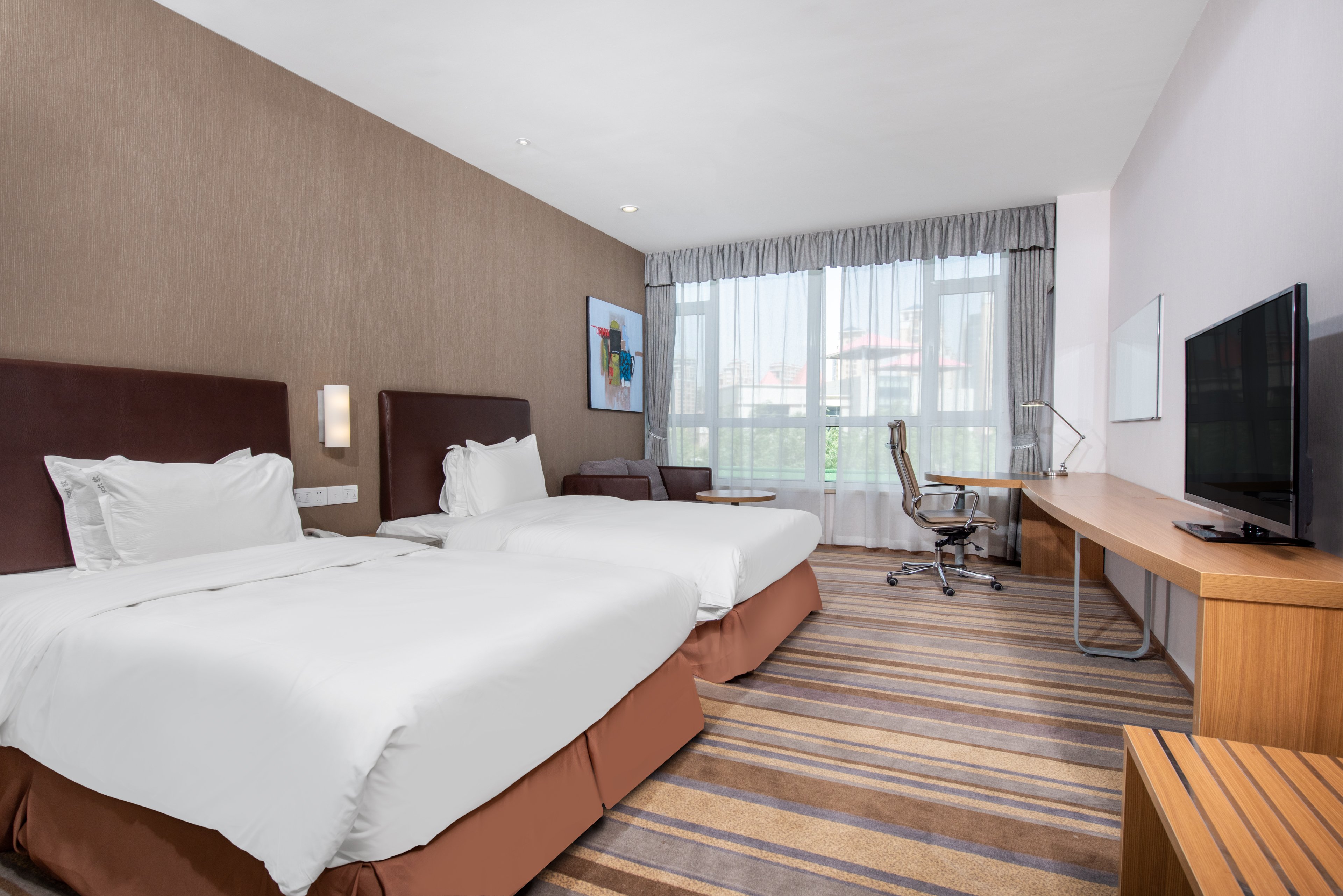 Holiday Inn Express Ordos Dongshen 13/33