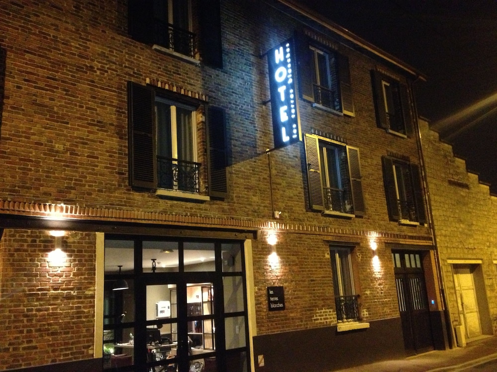 Hotel Les Terres Blanches in CHATOU