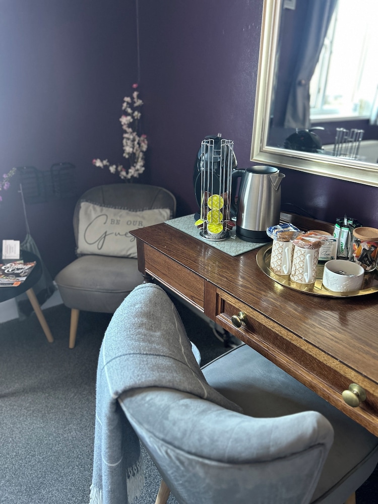 Cherwood Hotel 30/50