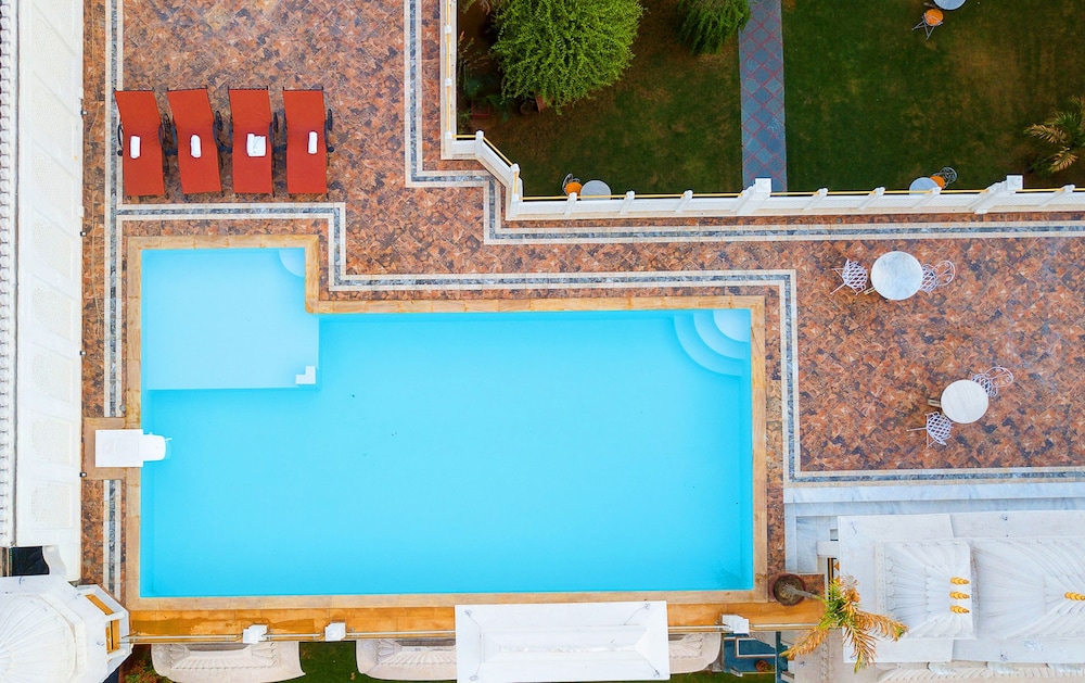 Rajasthan Palace Hotel 30/50