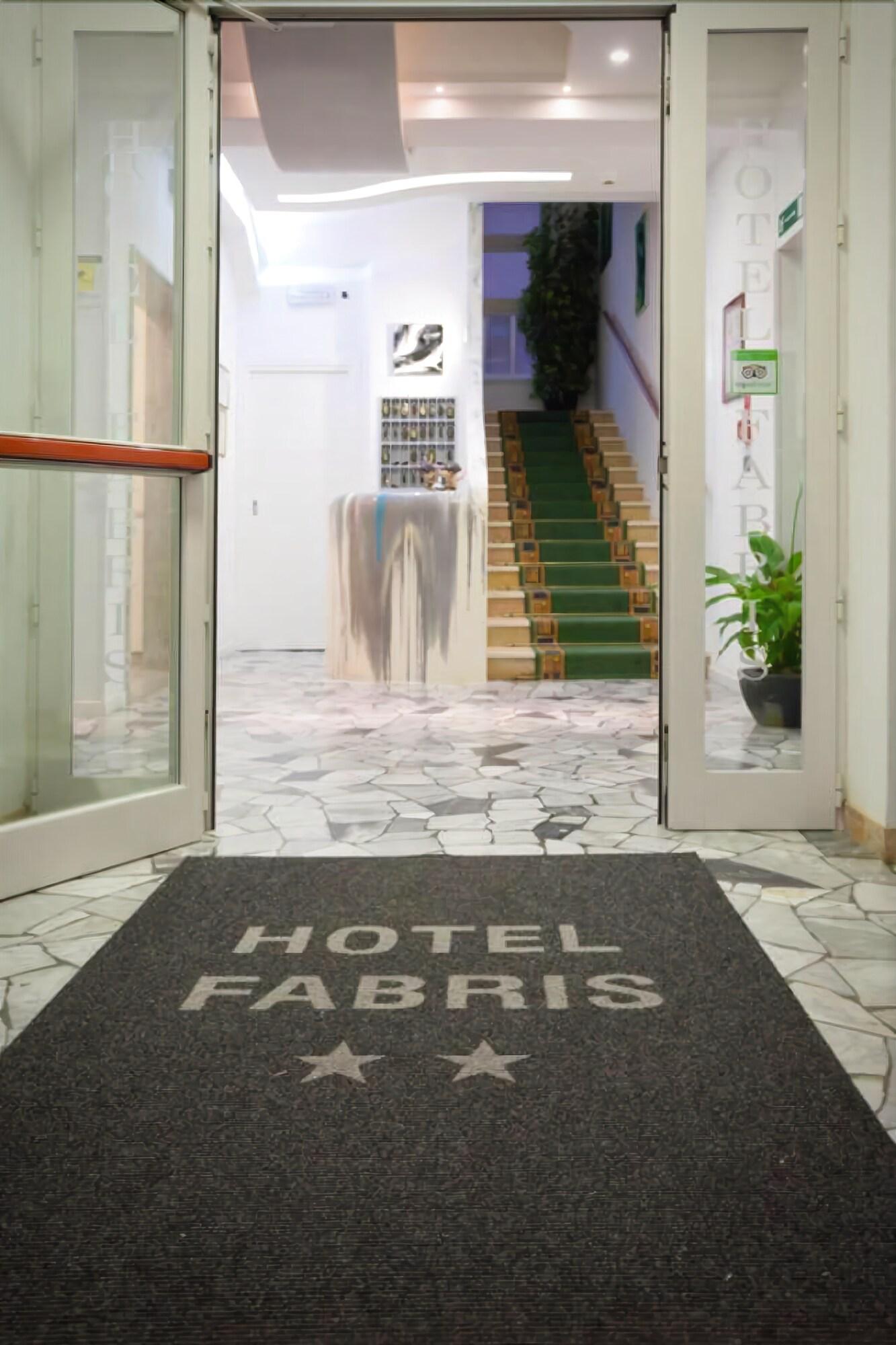 Hotel Fabris 29/36