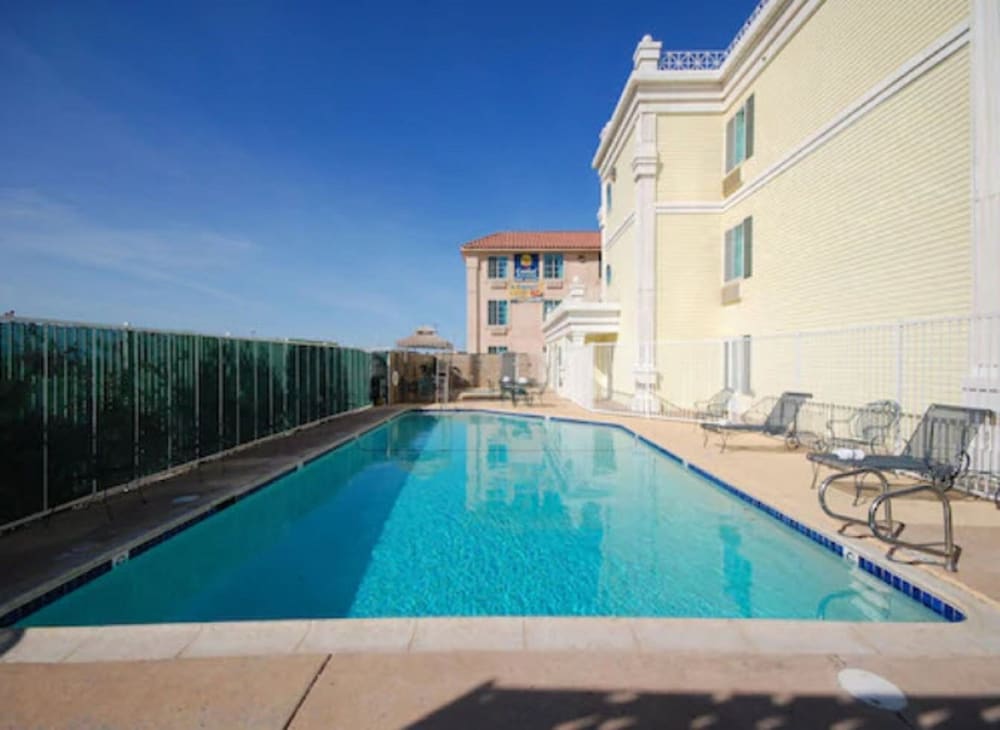 Best Western El Centro Inn 6/35