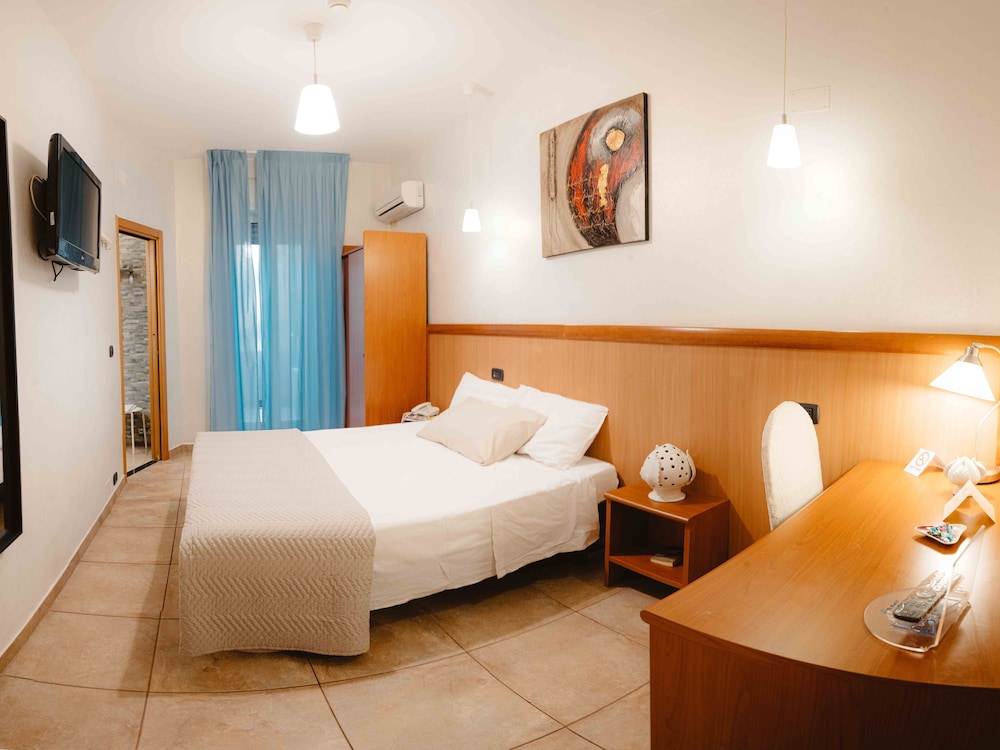 Hotel Accord Le Rose 9/50