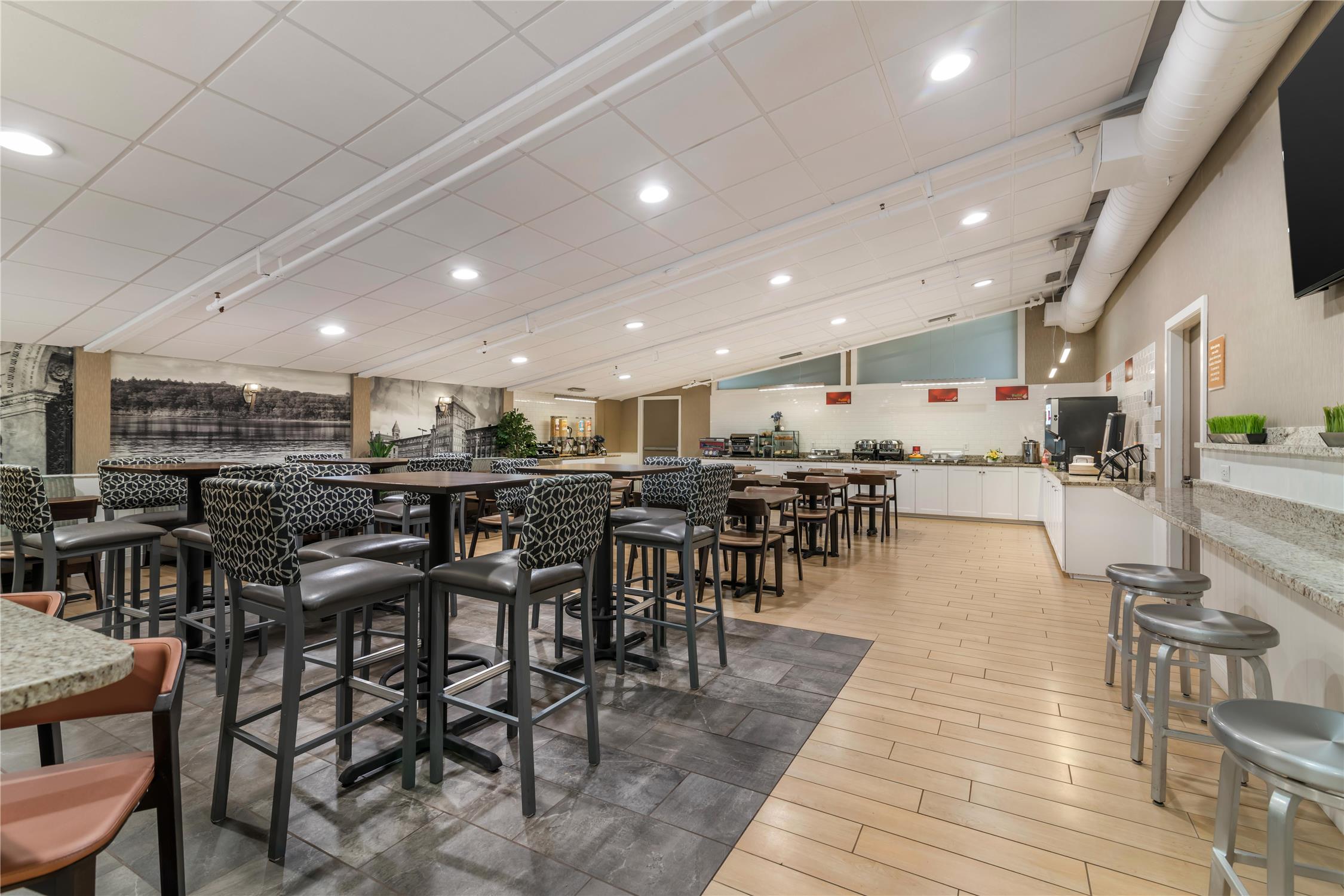 Best Western Plus Waltham Boston 25/34