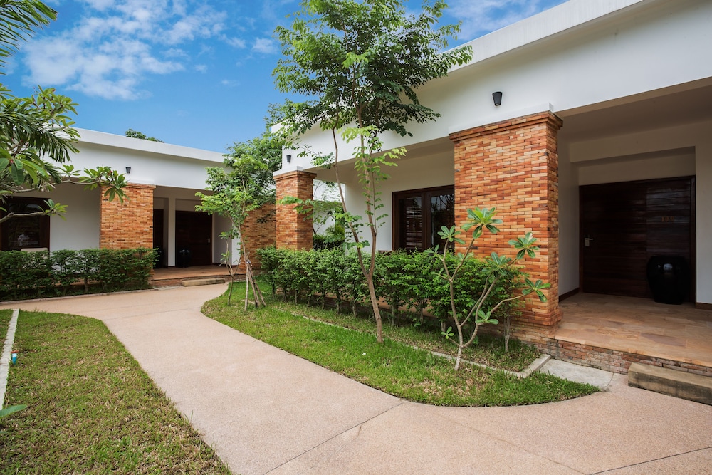Nita by Vo Angkor Resort (Ex ELEGANT ANGKOR RESORT) 72/72