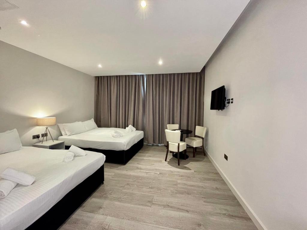 SUITE