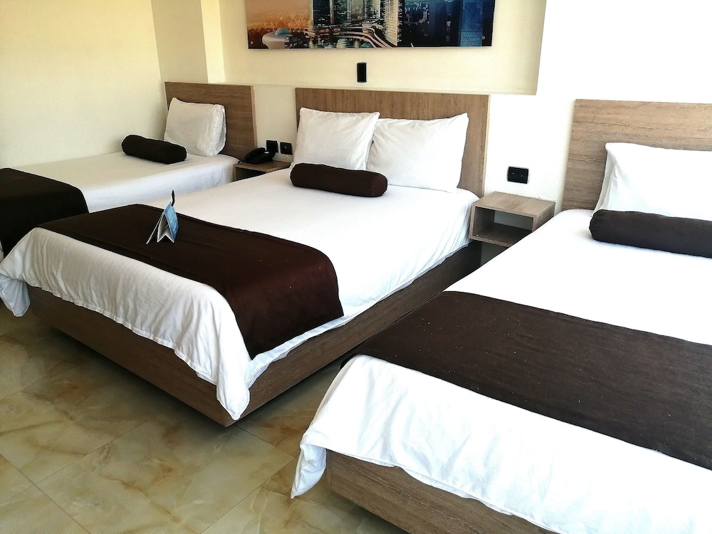 Hotel Med Estadio 33/62