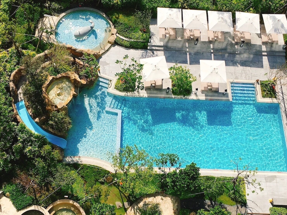 Mu Jiao Xi Hotel 48/50