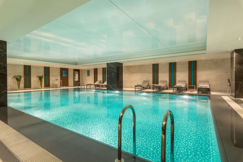 Swimming pool-spa