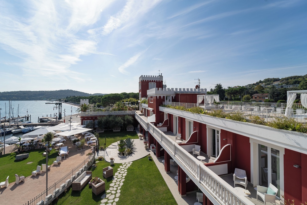 Villa Garuti 6/74