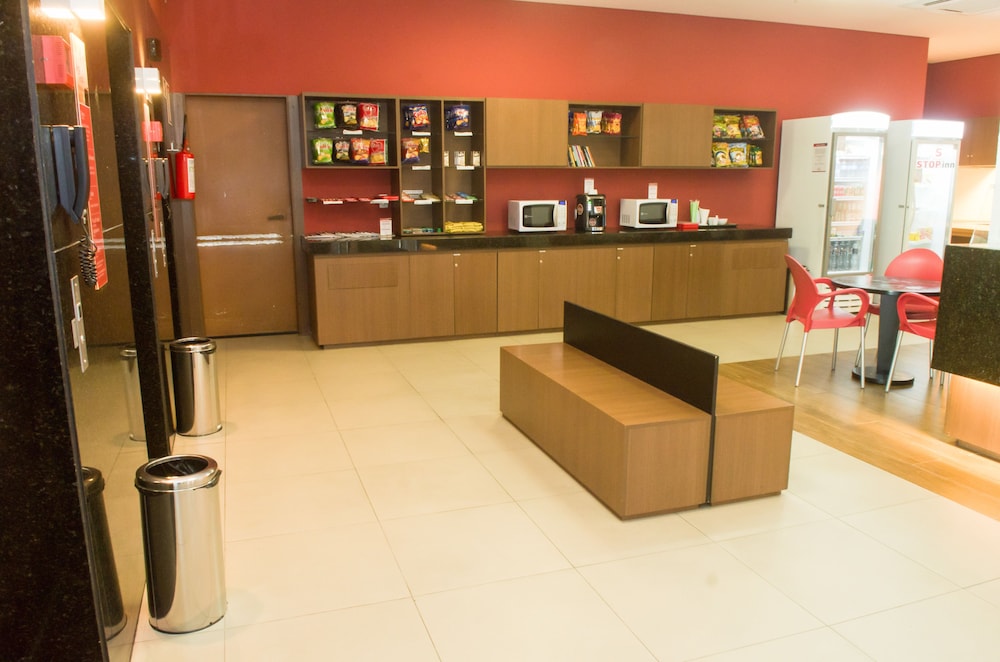 Stop Inn Antonio Carlos 25/38